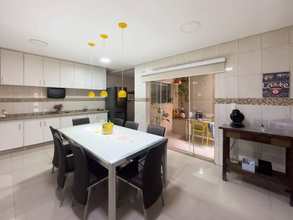 Imagem Casa com 4 Quartos à Venda, 250 m² em Vila Gomes Cardim - São Paulo