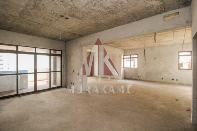 Imagem Imóvel com 4 Quartos à Venda, 673 m² em Zona 01 - Maringá Imagem Imóvel com 4 Quartos à Venda, 673 m² em Zona 01 - Maringá