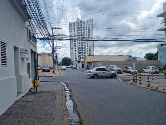 Imagem Casa com 2 Quartos à Venda, 380 m² em Cuiabá Imagem Casa com 2 Quartos à Venda, 380 m² em Cuiabá