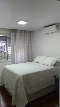 Imagem Apartamento com 3 Quartos à Venda, 101 m² em Rio Branco - Porto Alegre Imagem Apartamento com 3 Quartos à Venda, 101 m² em Rio Branco - Porto Alegre
