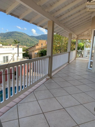 Imagem Casa com 5 Quartos à Venda, em Lagoa Da Conceição - Florianópolis Imagem Casa com 5 Quartos à Venda, em Lagoa Da Conceição - Florianópolis