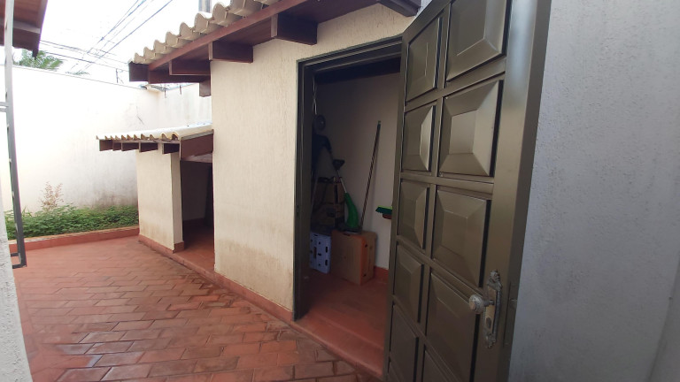 Imagem Casa com 3 Quartos à Venda, 252 m² em Vila Vilas Boas - Campo Grande