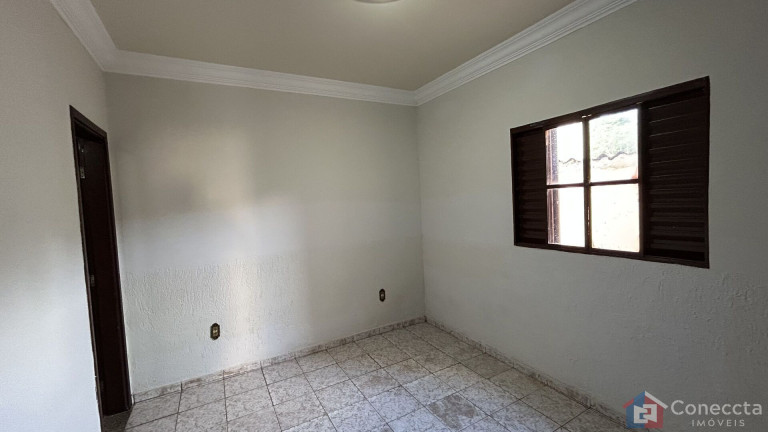 Imagem Casa com 3 Quartos para Alugar, 100 m² em Jardim Recanto - Patos De Minas Imagem Casa com 3 Quartos para Alugar, 100 m² em Jardim Recanto - Patos De Minas