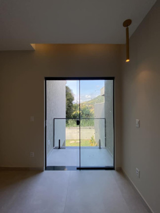 Imagem Casa com 3 Quartos à Venda, 240 m² em Flamengo - Maricá