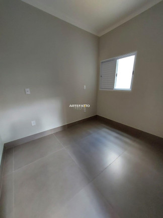 Imagem Casa com 3 Quartos à Venda, 130 m² Imagem Casa com 3 Quartos à Venda, 130 m²
