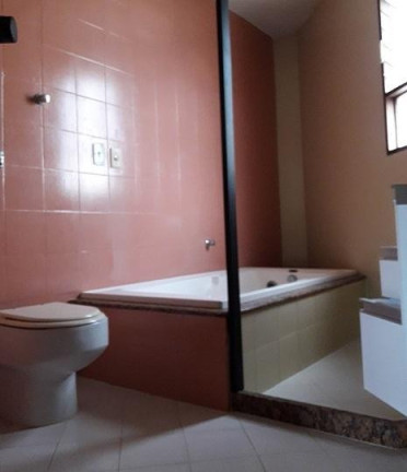Imagem Casa com 5 Quartos à Venda, 400 m² em Casa Forte - Recife Imagem Casa com 5 Quartos à Venda, 400 m² em Casa Forte - Recife