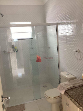 Imagem Casa com 3 Quartos à Venda, 154 m² em Vila Operária - Itajaí Imagem Casa com 3 Quartos à Venda, 154 m² em Vila Operária - Itajaí