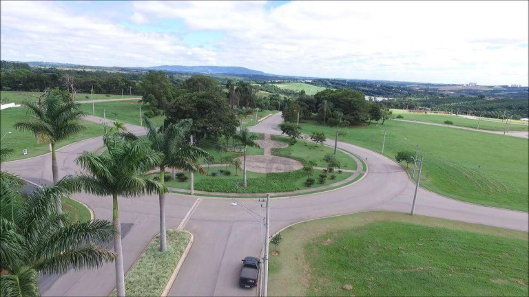 Imagem Casa com 4 Quartos à Venda, 600 m² em Vossoroca - Votorantim Imagem Casa com 4 Quartos à Venda, 600 m² em Vossoroca - Votorantim