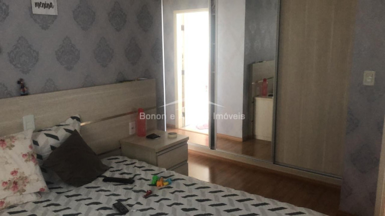 Imagem Casa com 4 Quartos à Venda, 300 m² em Vila Bressani - Paulínia Imagem Casa com 4 Quartos à Venda, 300 m² em Vila Bressani - Paulínia