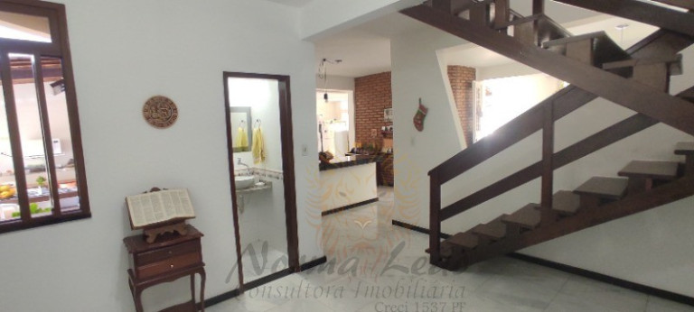 Imagem Casa com 5 Quartos à Venda, 340 m² em Farolândia - Aracaju Imagem Casa com 5 Quartos à Venda, 340 m² em Farolândia - Aracaju