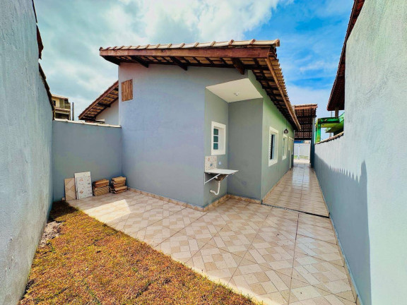 Imagem Casa com 2 Quartos à Venda, em Itanhaém Imagem Casa com 2 Quartos à Venda, em Itanhaém