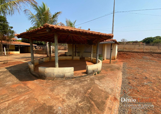 Imagem Chácara com 3 Quartos à Venda, 80 m² em Nova Esperança - Montes Claros
