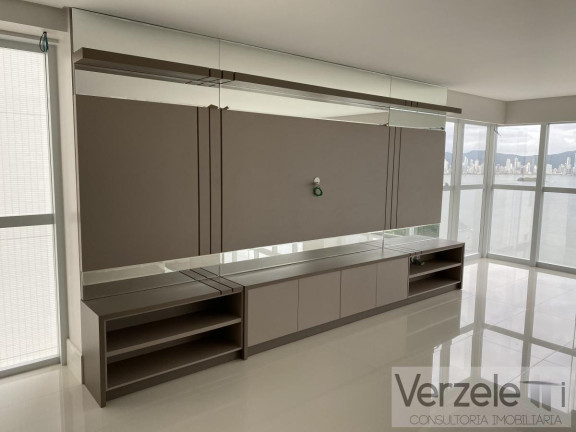 Imagem Apartamento com 4 Quartos à Venda, 237 m² em Barra Sul - Balneário Camboriú Imagem Apartamento com 4 Quartos à Venda, 237 m² em Barra Sul - Balneário Camboriú