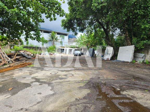 Imóvel para Alugar, 2.000 m² em Vargem Pequena - Rio De Janeiro