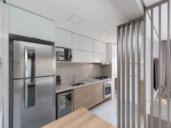 Imagem Imóvel com 3 Quartos à Venda, 211 m² em Menino Deus - Porto Alegre