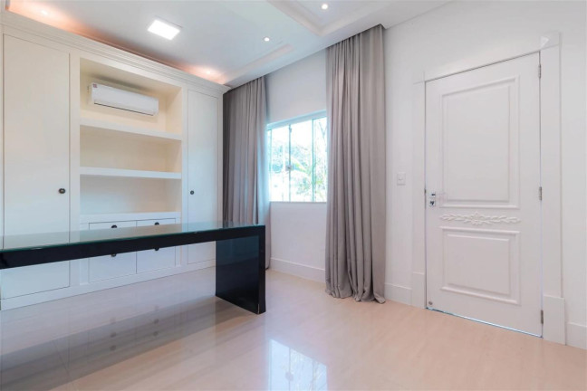 Imagem Imóvel com 3 Quartos à Venda, 419 m² em Casa Branca - Itapema Imagem Imóvel com 3 Quartos à Venda, 419 m² em Casa Branca - Itapema