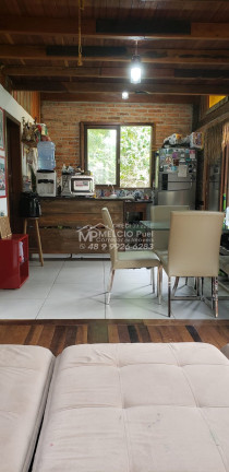 Imagem Imóvel com 5 Quartos à Venda,  em São João Do Rio Vermelho - Florianópolis