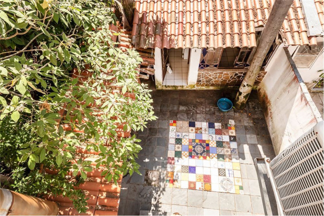 Imagem Casa com 3 Quartos à Venda,  em Menino Deus - Porto Alegre