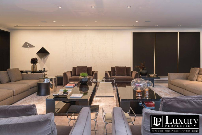 Imagem Apartamento com 3 Quartos à Venda, 556 m² em Itaim Bibi - São Paulo Imagem Apartamento com 3 Quartos à Venda, 556 m² em Itaim Bibi - São Paulo