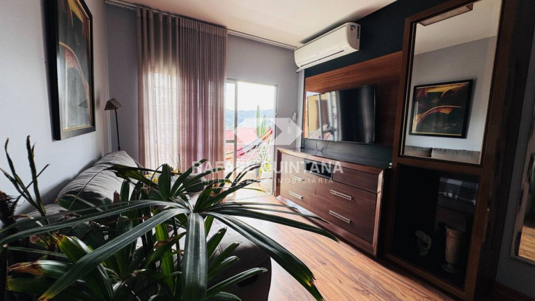 Imagem Apartamento com 2 Quartos à Venda, 73 m² em Trindade - Florianópolis