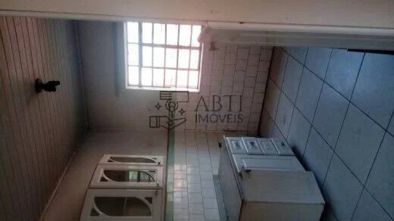 Imagem Casa com 3 Quartos à Venda, 220 m² em Vila Das Mercês - São Paulo Imagem Casa com 3 Quartos à Venda, 220 m² em Vila Das Mercês - São Paulo