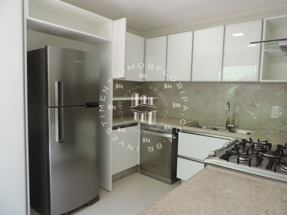 Imagem Casa com 5 Quartos à Venda, 1.220 m² em Cacupé - Florianópolis Imagem Casa com 5 Quartos à Venda, 1.220 m² em Cacupé - Florianópolis