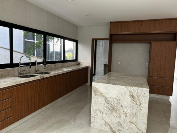 Imagem Sobrado com 4 Quartos à Venda, 270 m² em Condomínio Do Lago - Goiânia Imagem Sobrado com 4 Quartos à Venda, 270 m² em Condomínio Do Lago - Goiânia
