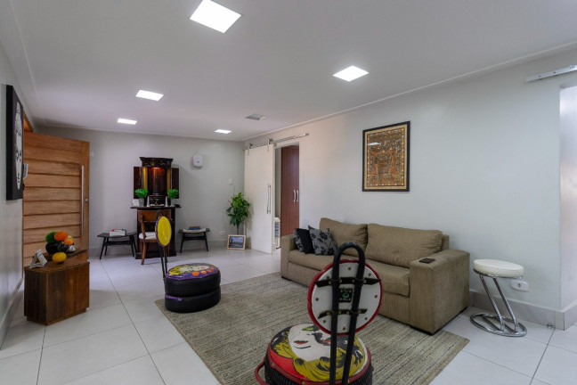 Imagem Casa com 3 Quartos à Venda, 220 m² em Vila Monumento - São Paulo
