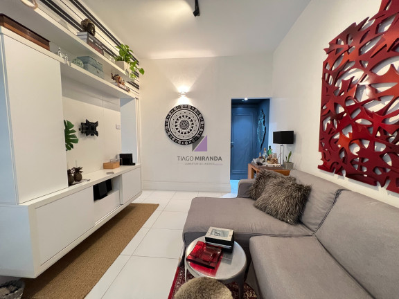 Imagem Imóvel com 2 Quartos à Venda, 64 m² em Tijuca - Rio De Janeiro Imagem Imóvel com 2 Quartos à Venda, 64 m² em Tijuca - Rio De Janeiro