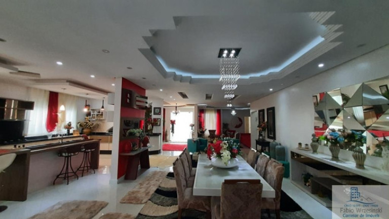Imagem Sobrado com 6 Quartos à Venda, 750 m² em Centro - Itapoá