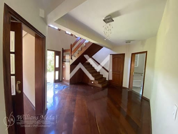 Imagem Sobrado com 3 Quartos à Venda, 310 m² em Parque Jacarandas - Arujá Imagem Sobrado com 3 Quartos à Venda, 310 m² em Parque Jacarandas - Arujá