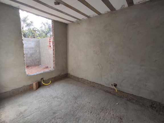 Imagem Imóvel com 
            	3             Quartos à Venda, 136 m² em 
            	Sitios Santa Luzia             - 
            	Aparecida De Goiania            