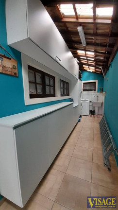 Imagem Casa com 3 Quartos à Venda, 250 m² em Cidade Jardim - Jacareí Imagem Casa com 3 Quartos à Venda, 250 m² em Cidade Jardim - Jacareí