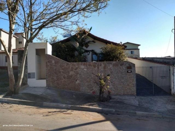 Imagem Casa à Venda, em Centro - Ibiúna Imagem Casa à Venda, em Centro - Ibiúna