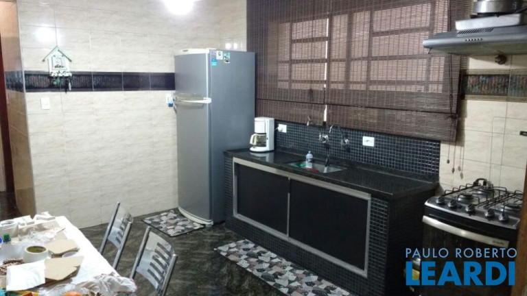 Imagem Sobrado com 4 Quartos à Venda, 200 m² em Vila Eldízia - Santo André Imagem Sobrado com 4 Quartos à Venda, 200 m² em Vila Eldízia - Santo André