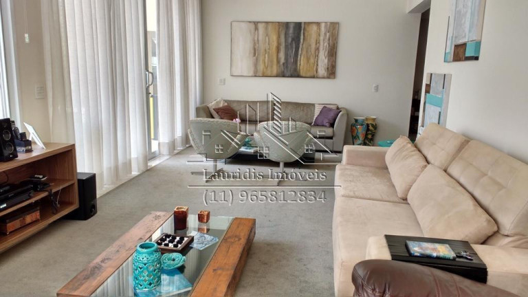 Imagem Imóvel com 4 Quartos à Venda, 370 m² em Alphaville - Santana De Parnaíba Imagem Imóvel com 4 Quartos à Venda, 370 m² em Alphaville - Santana De Parnaíba