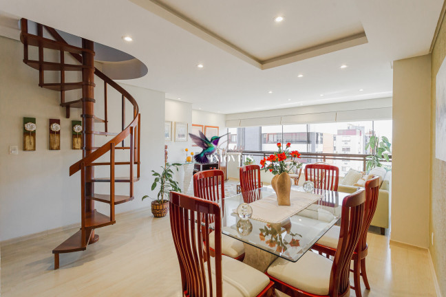 Imagem Cobertura com 2 Quartos à Venda, 183 m² em Jardim Lindóia - Porto Alegre Imagem Cobertura com 2 Quartos à Venda, 183 m² em Jardim Lindóia - Porto Alegre
