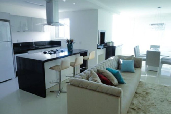 Imagem Apartamento com 3 Quartos à Venda, 159 m² em Centro - Balneário Camboriú Imagem Apartamento com 3 Quartos à Venda, 159 m² em Centro - Balneário Camboriú