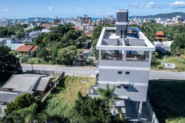 Imagem Imóvel com 2 Quartos à Venda, em Bombinhas - Bombinhas Imagem Imóvel com 2 Quartos à Venda, em Bombinhas - Bombinhas