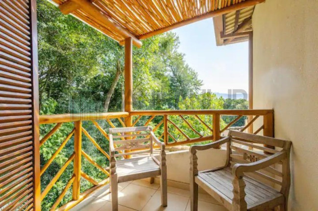 Imagem Imóvel com 2 Quartos à Venda, 60 m² em Curral - Ilha Bela - Ilhabela Imagem Imóvel com 2 Quartos à Venda, 60 m² em Curral - Ilha Bela - Ilhabela