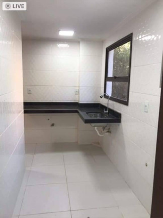 Imagem Apartamento com 3 Quartos à Venda, em Cascatinha - Nova Friburgo Imagem Apartamento com 3 Quartos à Venda, em Cascatinha - Nova Friburgo