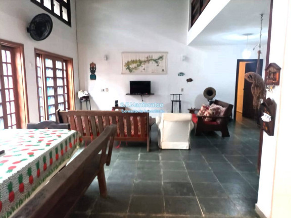 Imagem Casa com 5 Quartos à Venda, 346 m² em Lázaro - Ubatuba
