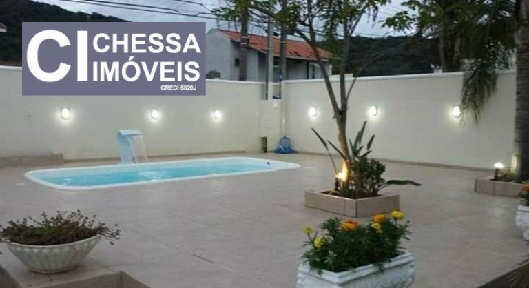 Sobrado com 3 Quartos à Venda, 300 m² em Ressacada - Itajaí