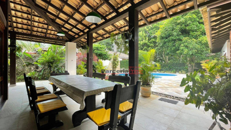 Imagem Casa com 6 Quartos à Venda, 323 m² em Riviera Módulo 5 - Bertioga Imagem Casa com 6 Quartos à Venda, 323 m² em Riviera Módulo 5 - Bertioga