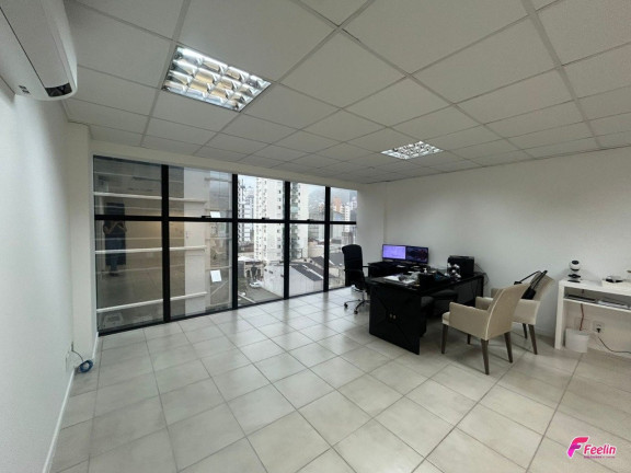 Imagem Sala Comercial à Venda, 47 m² em Centro - Florianópolis Imagem Sala Comercial à Venda, 47 m² em Centro - Florianópolis