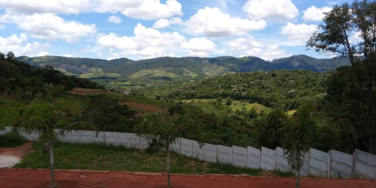 Imagem Fazenda à Venda, 5.000 m² em Beija Flor - Mogi Das Cruzes Imagem Fazenda à Venda, 5.000 m² em Beija Flor - Mogi Das Cruzes