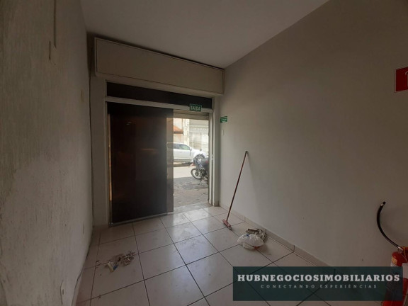 Sala Comercial à Venda, 90 m² em Centro - Montes Claros