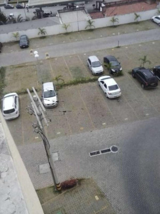 Imagem Apartamento com 3 Quartos à Venda, 75 m² em Estrada Do Coco - Lauro De Freitas Imagem Apartamento com 3 Quartos à Venda, 75 m² em Estrada Do Coco - Lauro De Freitas