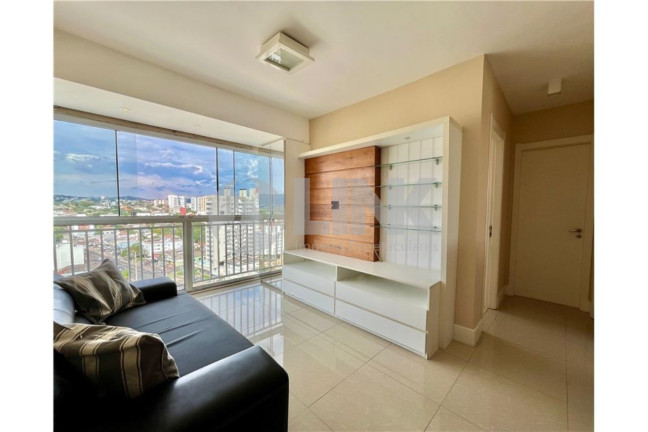 Imagem Apartamento com 2 Quartos à Venda, 60 m² em Cristo Redentor - Porto Alegre Imagem Apartamento com 2 Quartos à Venda, 60 m² em Cristo Redentor - Porto Alegre