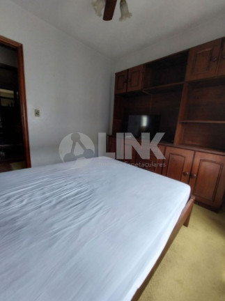 Imagem Apartamento com 3 Quartos à Venda, 94 m² em Mont Serrat - Porto Alegre Imagem Apartamento com 3 Quartos à Venda, 94 m² em Mont Serrat - Porto Alegre
